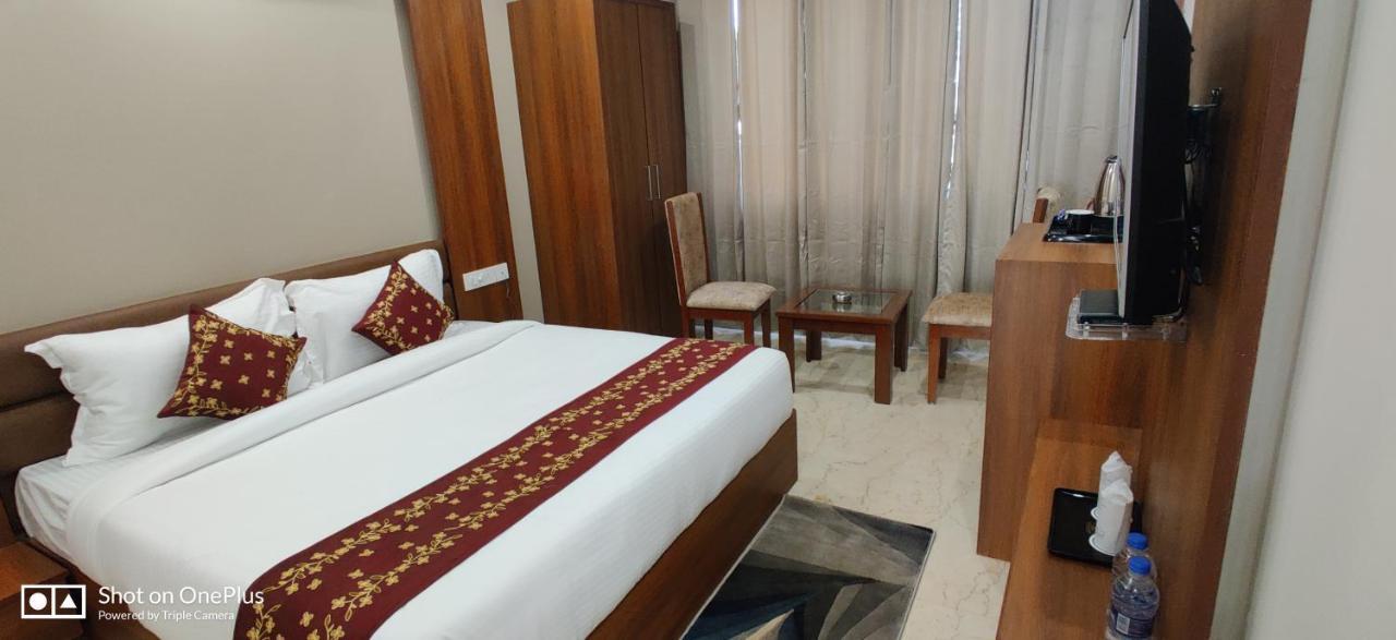 Hotel Trimurti Haridwār Exterior photo